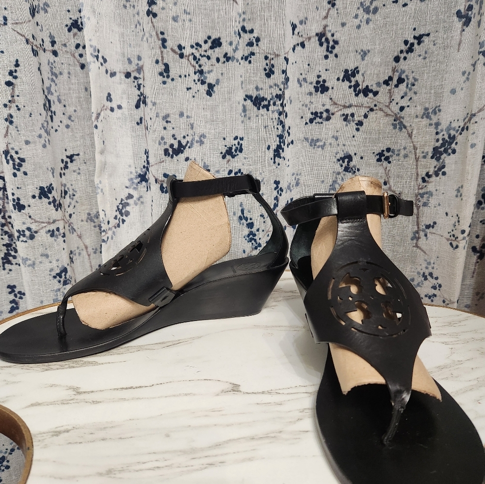 Tory Burch size 11!